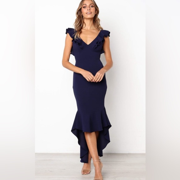 Beautiful, high, low backless dress - Picture 1 of 5